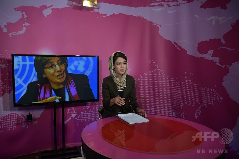 スタッフは全員女性！ アフガニスタンで新雑誌とTV番組が誕生