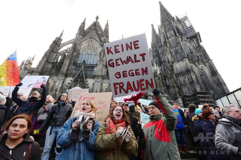 ケルン暴行事件の被害届500件超す、4割が性犯罪 計画的犯行か