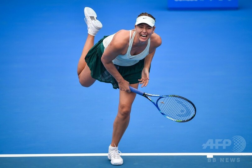 世界1位ハレプとシャラポワ、2018年白星スタート 深センOP