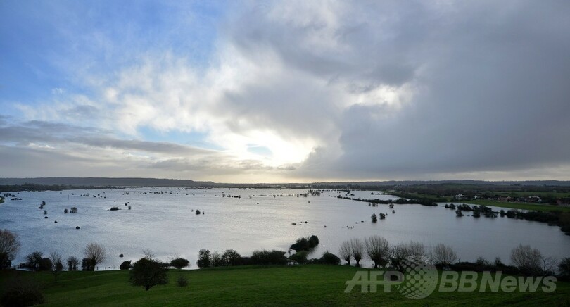 洪水相次ぐ英南部、1月降水量は1910年以来最多