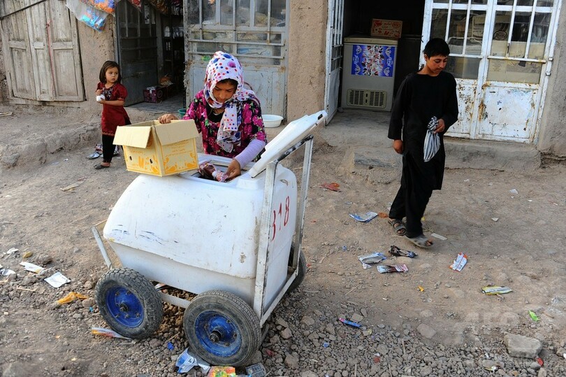 アイスクリームは収入源、アフガニスタンの児童労働