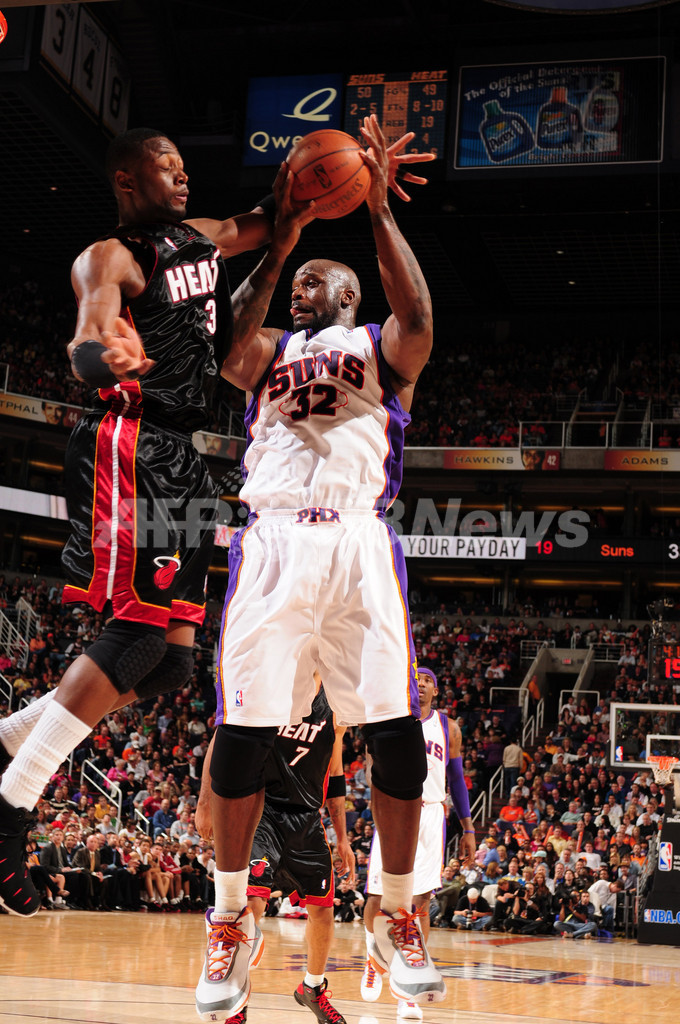 ヒート ウェイドの活躍でサンズに勝利