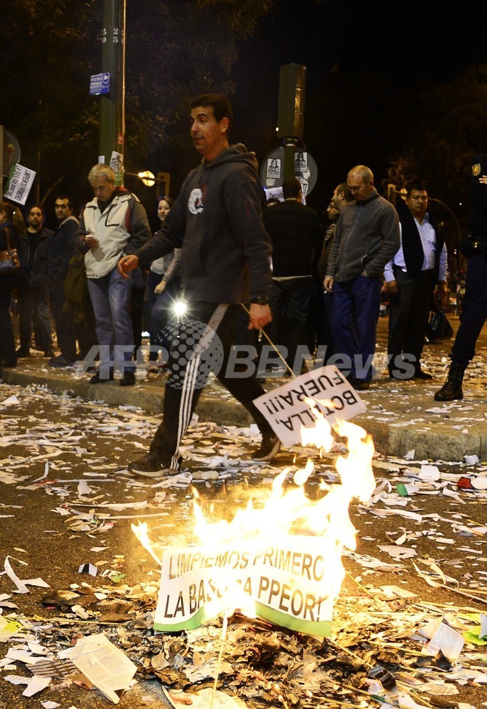 マドリードの清掃員のストが7日目に突入、ごみが山積みに