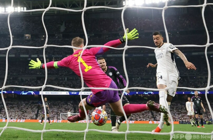 バイエルン守護神ノイアー、終盤のミス嘆き「非常につらい」 欧州CL