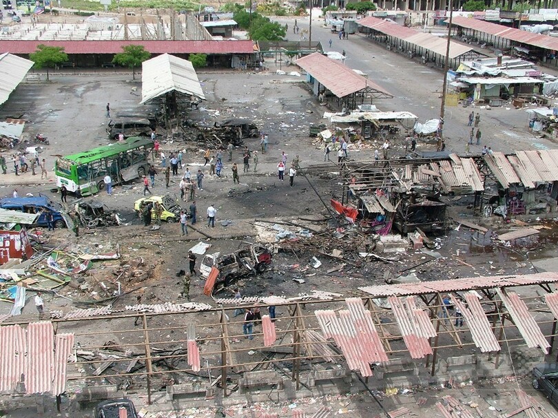 シリア連続爆弾攻撃、死者148人に IS「空爆の報復」と主張