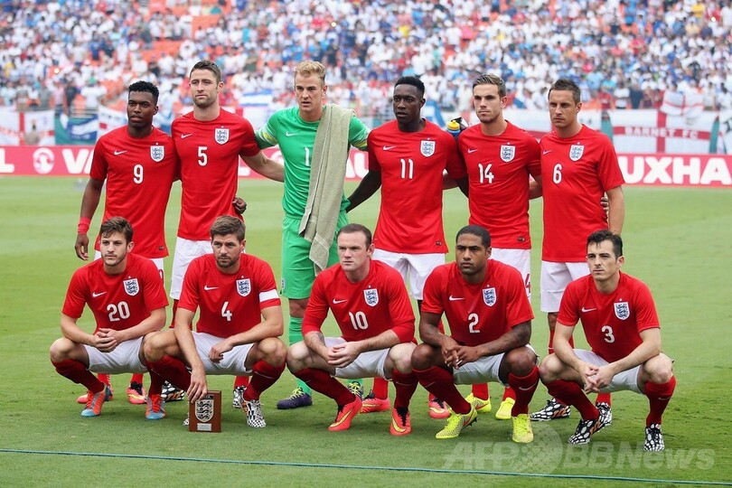 イングランド、雷で中断の試合でホンジュラスとドロー