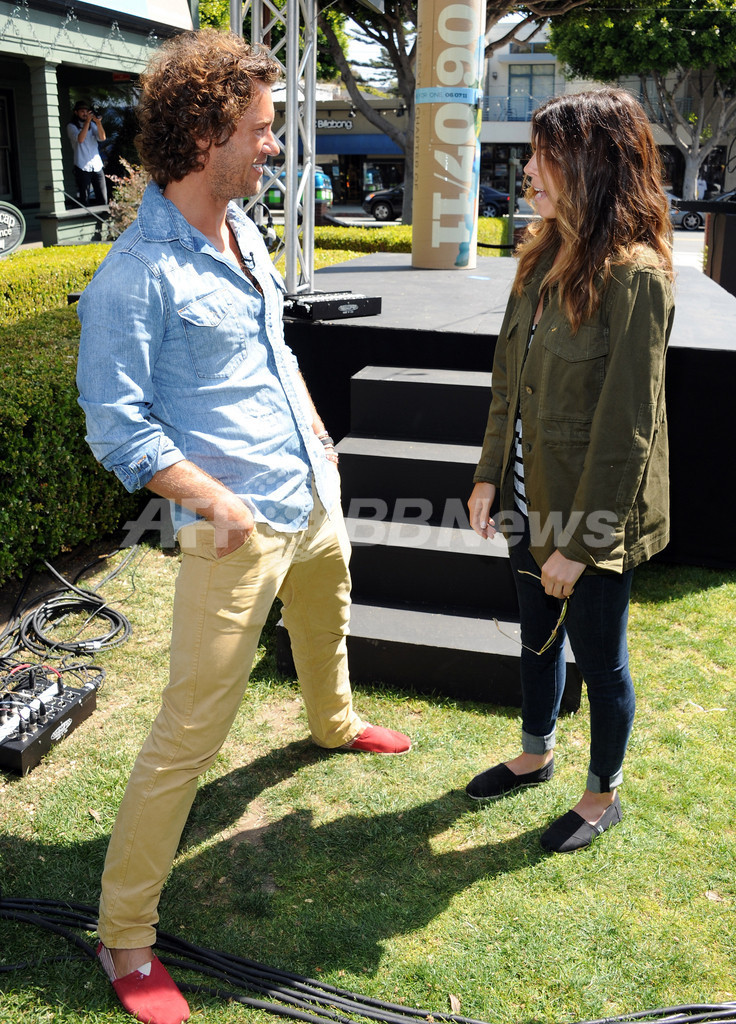 米ブランド｢トムズ｣、アイウェア販売で視力障害者を支援