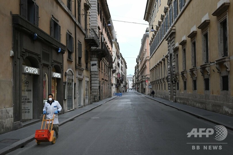 モーニングコーヒーもお預け、政府の新型コロナ対策に嘆くイタリア人