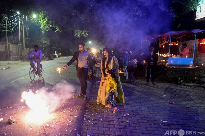 新型コロナ、光の祭典「ディワリ」に影 インド