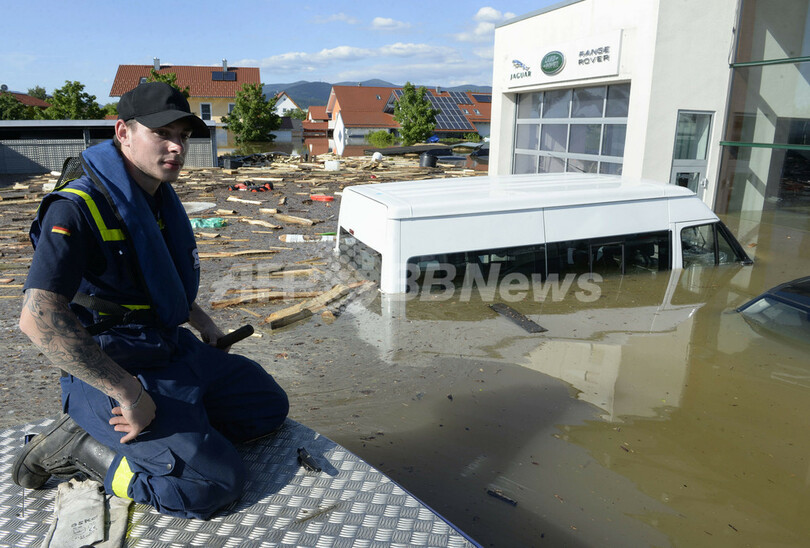 中欧の大洪水、温暖化と土地利用が背景に