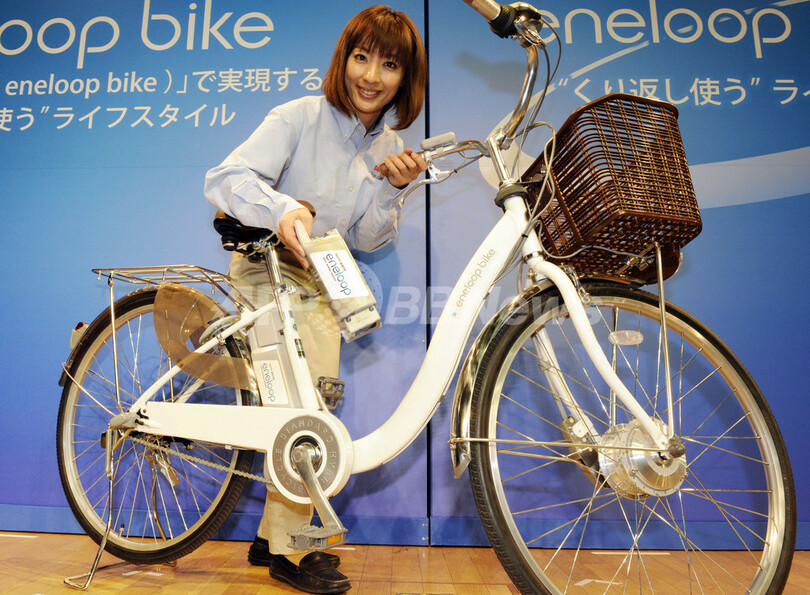 走りながら発電・充電の電動自転車発売へ、三洋電機