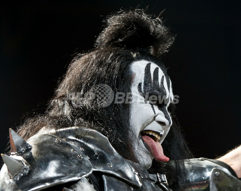 米ロックバンド「KISS」、ワシントンで熱狂ライブ