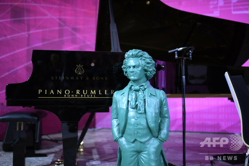 AIがベートーベンの未完の交響曲第10番を完成へ