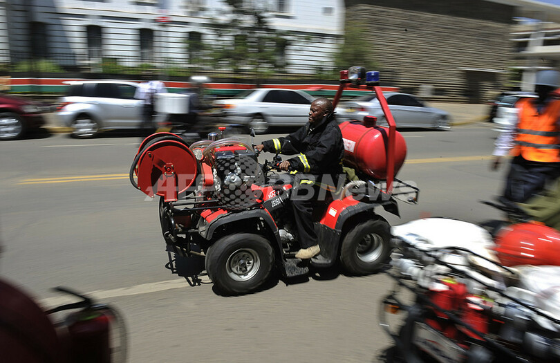 どこにだって駆け付けます！ケニアの小さな消防車