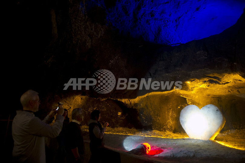 地下80メートルの幻想世界、南米コロンビアの新観光地