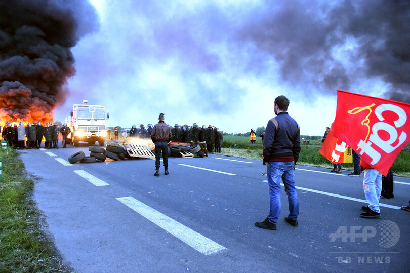 【AFP記者コラム】燃え盛る写真が伝えない事実、仏労働法抗議スト