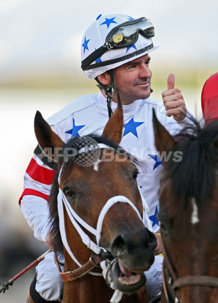 ビッグブラウン プリークネス・ステークス制し二冠達成