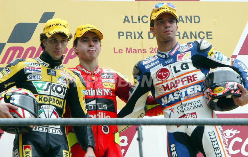 ＜07世界ロードレース選手権 第5戦＞250ccクラス・決勝、ロレンゾ ポール・トゥ・ウィンで今季4勝目を挙げる - フランス