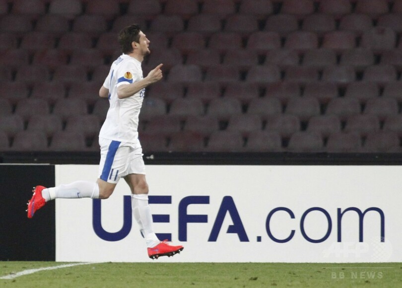 ナポリ、初戦ホームでドニエプルと引き分ける ヨーロッパリーグ