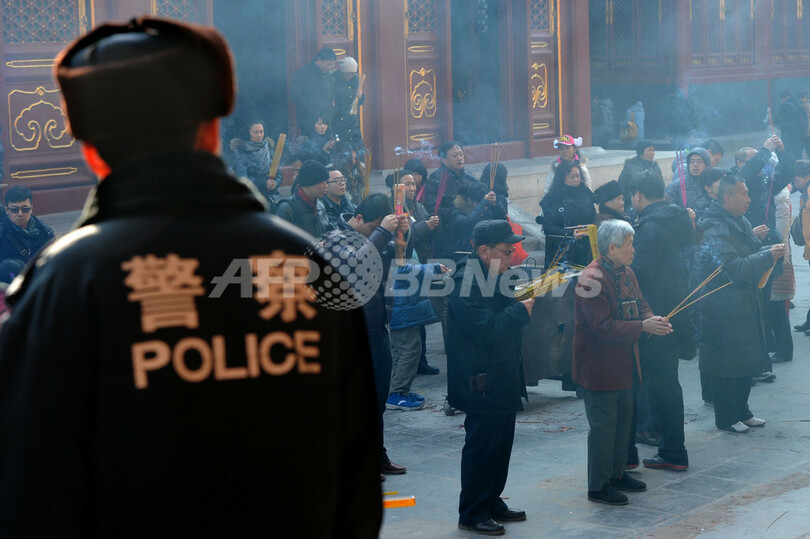 四川省のチベット族居住区で衝突拡大、警官発砲でまた死者