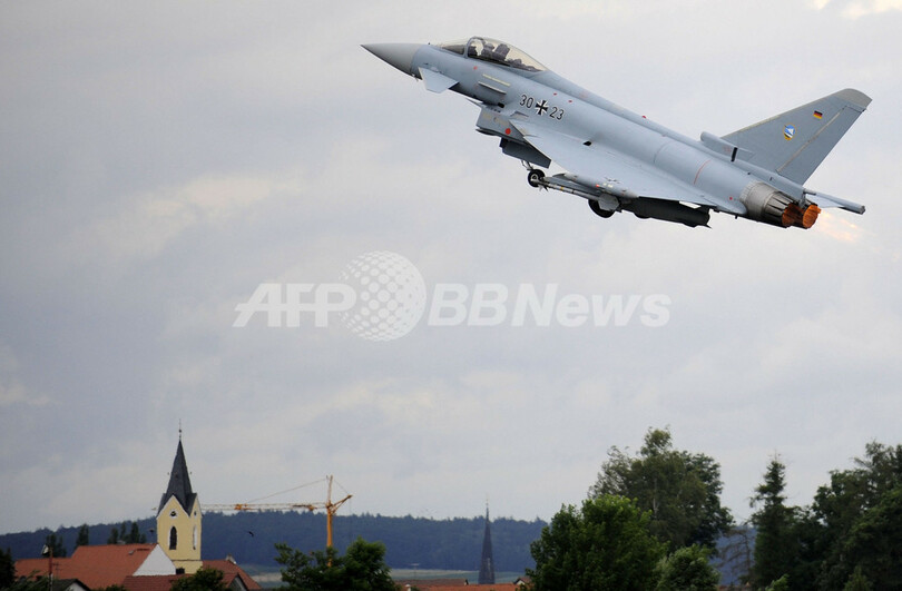 独国防相、ユーロファイターを視察