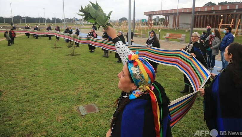 長さ1キロ！ 世界一の機織りに挑戦 チリ先住民女性グループ