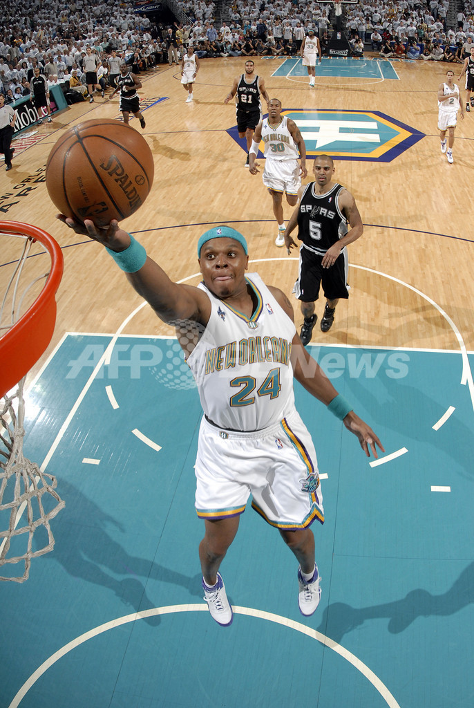 スパーズ ホーネッツを下しカンファレンス決勝へ