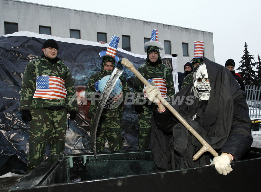 ロシアはコソボ独立を非難、国連安保理の緊急会議を要請