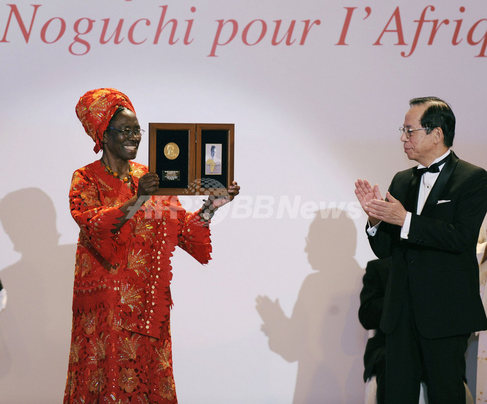 第1回野口英世賞、医学・医療分野で英・ケニアの2人に 写真8枚 国際