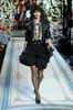 ニューヨーク市内ピエール ホテル（The Pierre Hotel）で開催された「ランバン フォー H&amp;M（Lanvin for H&amp;M）」のオートクチュール・ファッションショー（2010年11月18日撮影）。（c）AFP/Getty Images/Jamie McCarthy