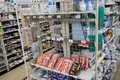 都内のコンビニエンスストアで、空となったマスク売り場（2020年2月3日撮影）。(c)Behrouz MEHRI / AFP