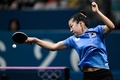パリ五輪、卓球女子シングルス3位決定戦。リターンを打つ韓国の申裕斌（2024年8月3日撮影）。(c)WANG Zhao / AFP