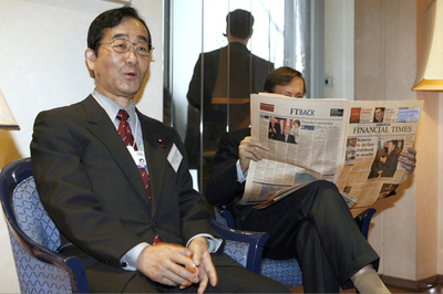 死亡した松岡農水相、農家擁護などで手腕を発揮