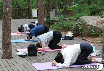 韓国成人の3割「深刻なストレス」…憂うつ感は「貧しいほど高い」