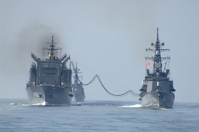 海賊対処法、衆院再可決で成立