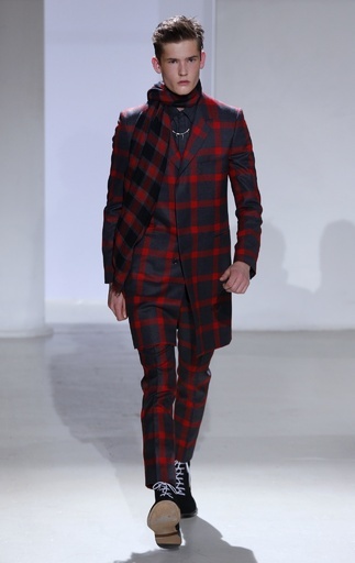 ＜14/15年秋冬パリ・メンズコレクション＞ジョン ローレンス サリバン