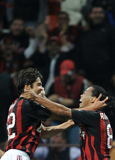 ミラン ロナウジーニョのゴールでミラノダービーを制す