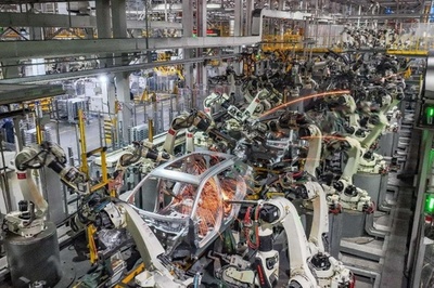 中国の自動車メーカーは研究開発に巨額を投入