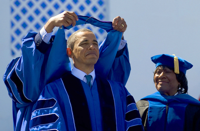 iPadやプレステで「情報が娯楽と化した」、オバマ大統領嘆く