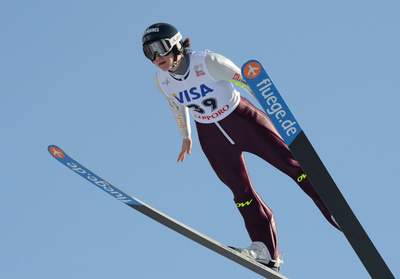 フランスのマテルが今季2勝目、高梨は12位 ジャンプW杯女子