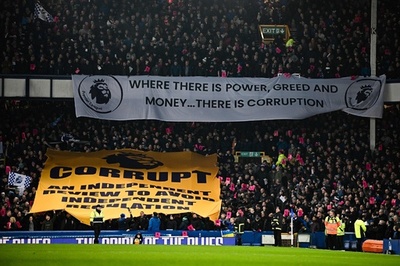 プレミアは「腐敗している」 勝ち点10剥奪のエバートンサポが抗議