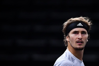 ズベレフが元恋人への暴行疑惑を改めて否定 「本当の自分ではない」