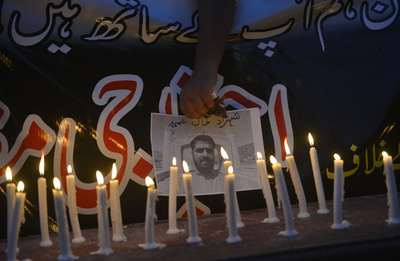 パキスタン病院の自爆攻撃、タリバン分派に続きISも犯行声明