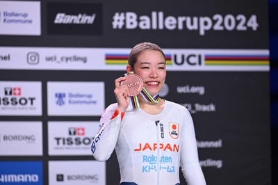 佐藤水菜が女子スプリントで銅メダル 自転車世界選手権