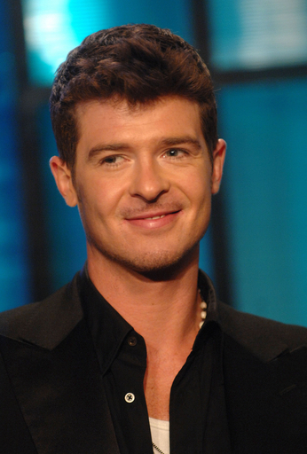 ロビン・シックがMTVの「Sucker Free」に出演 - 米国