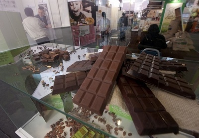 チョコレート消費量とノーベル賞受賞数に「相関関係」、米研究