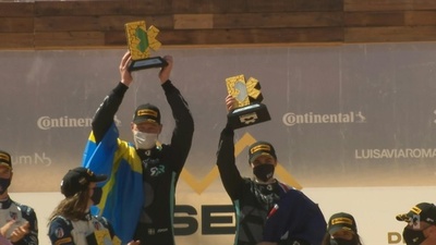 ロズベルグ氏チームがハミルトンチームに勝利 エクストリームE開幕