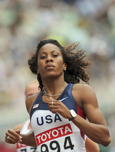 サンヤ・リチャーズ 女子200メートルで2次予選進出