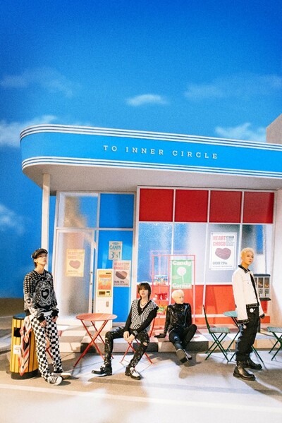 WINNER、カムバック後の幅広い活動…ファンとの交流強化 – KOREA WAVE