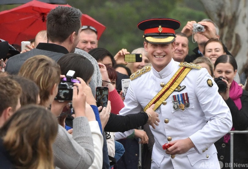 英ヘンリー王子夫妻、今後も公務復帰せず 名誉称号全て返上へ